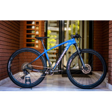 Bravo 5.1 Black/Blue Bravo 5.1 Black/Blue