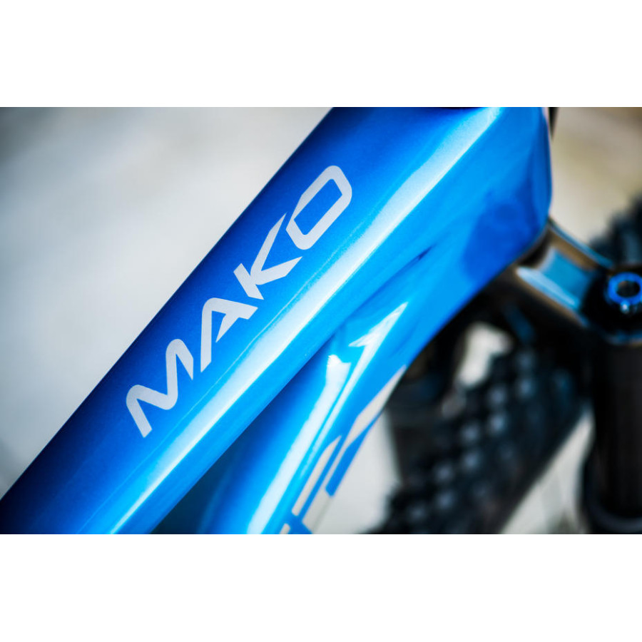 Mako 6 Black/Blue Mako 6 Black/Blue